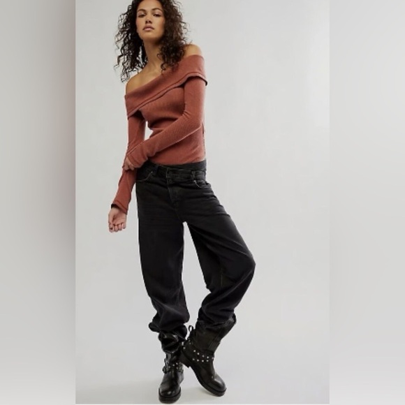 NEW FREE PEOPLE - Autumn Cozy Off Shoulder Bodysuit with Light Waffle Knit - Picture 2 of 7